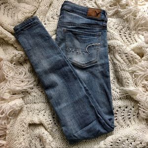 AEO Jeggings (Light Wash) - Size 2 LONG